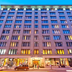 Le Square Phillips Hôtel&suites **** Montréal