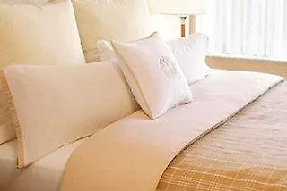 Armon Plaza Montreal Airpt, Trademark Collection By Wyndham 4*,  Canada