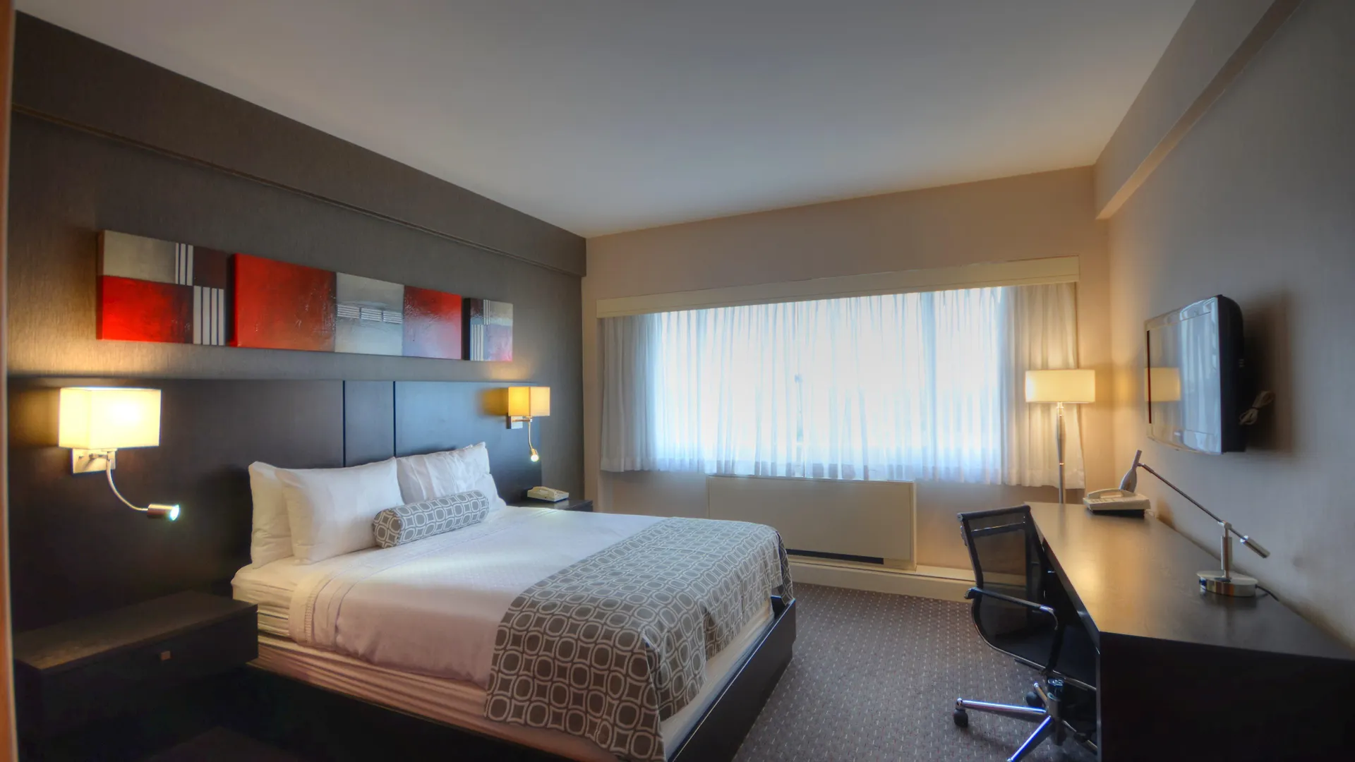 **** Hotel Armon Plaza Montreal Airpt, Trademark Collection By Wyndham Canada