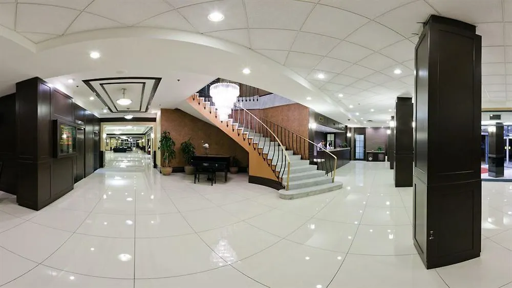 Hotel Armon Plaza Montreal Airpt, Trademark Collection By Wyndham