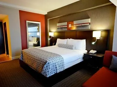 Armon Plaza Montreal Airpt, Trademark Collection By Wyndham